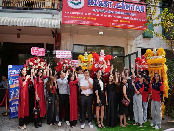 Khai trương Du Học Hiast Cần Thơ
