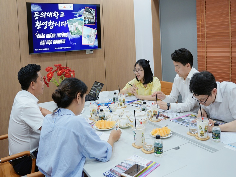 trường đại học dongeui  đến thăm du học hiast tháng 5/2025