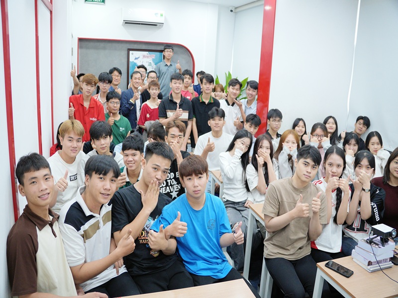 Khoa học Nghệ thuật Yongin đến thăm Du Học Hiast tháng 8.2025