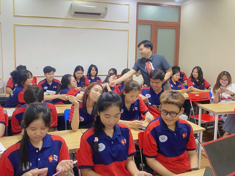 Đại Học Mokwon đến thăm Du Học Hiast Cần Thơ