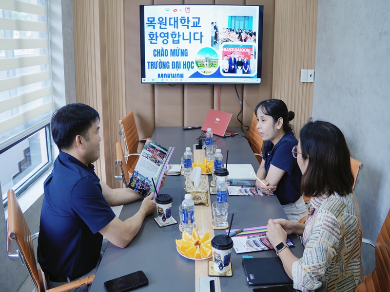 Trường Đại Học Mokwon đến thăm Du Học Hiast Sài Gòn