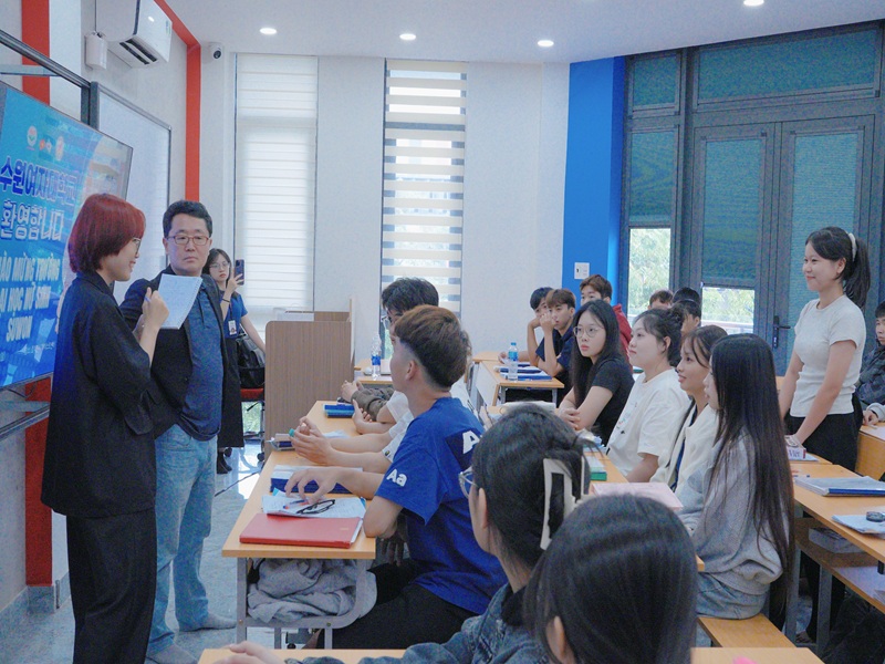 Đại Học Nữ Sinh Suwon Gặp Gỡ Học viên Du Học Hiast tháng 9/2025