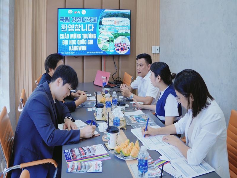Đại Học Quốc gia Kangwon Gặp Gỡ Du Học Hiast tháng 9/2025