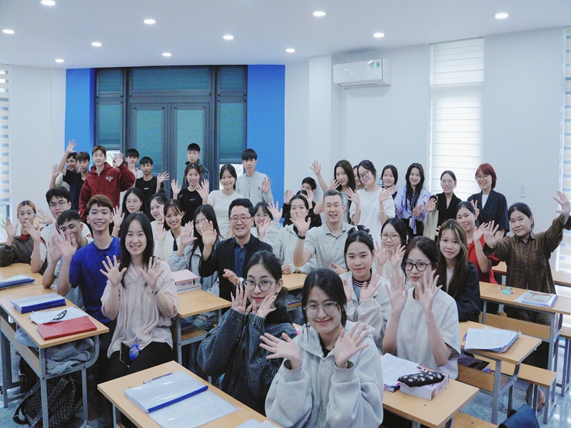 Trường Đại Học Nữ Sinh Suwon Gặp Gỡ Học viên Du Học Hiast tháng 9/2025