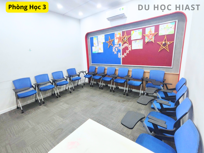 Phòng học 3 Du Học Hiast
