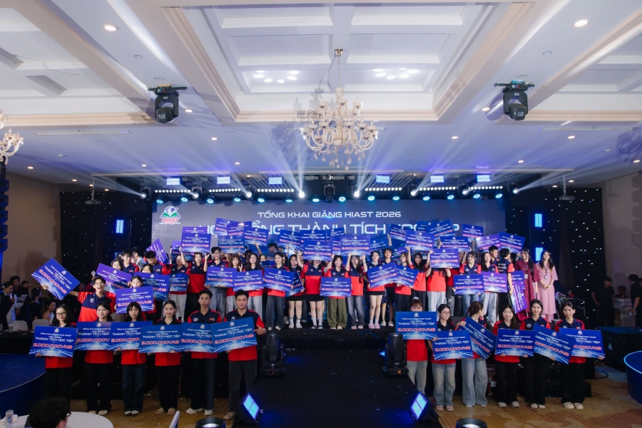 TRỌN VẸN KHOẢNH KHẮC RỰC RỠ TẠI TỔNG KHAI GIẢNG HIAST 2026
