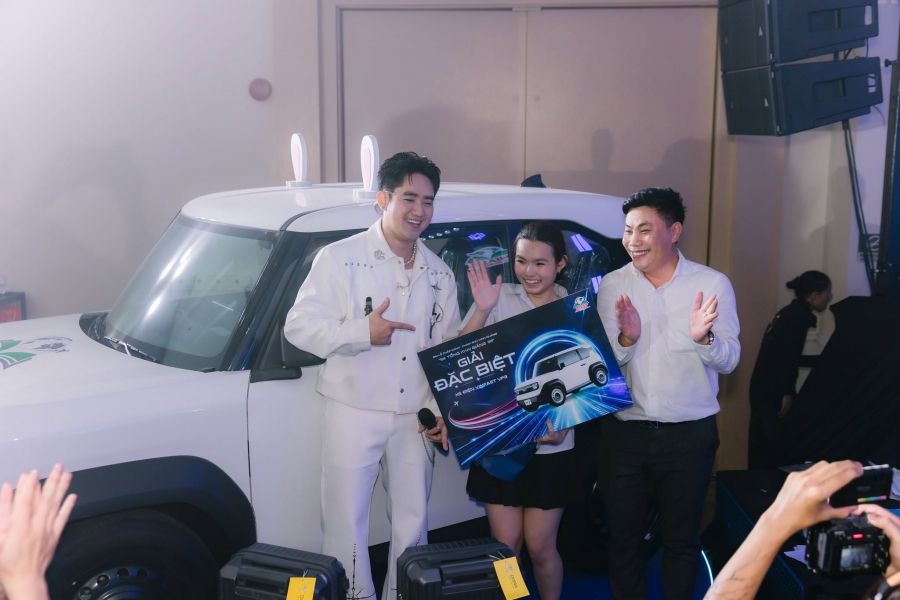 TRỌN VẸN KHOẢNH KHẮC RỰC RỠ TẠI TỔNG KHAI GIẢNG HIAST 2026