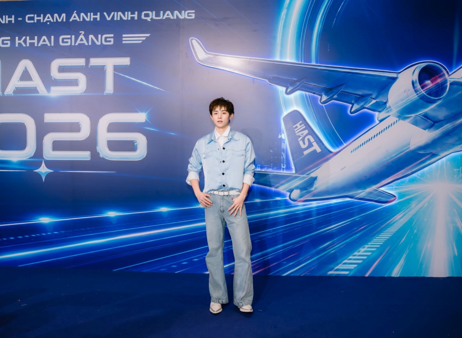 TRỌN VẸN KHOẢNH KHẮC RỰC RỠ TẠI TỔNG KHAI GIẢNG HIAST 2026